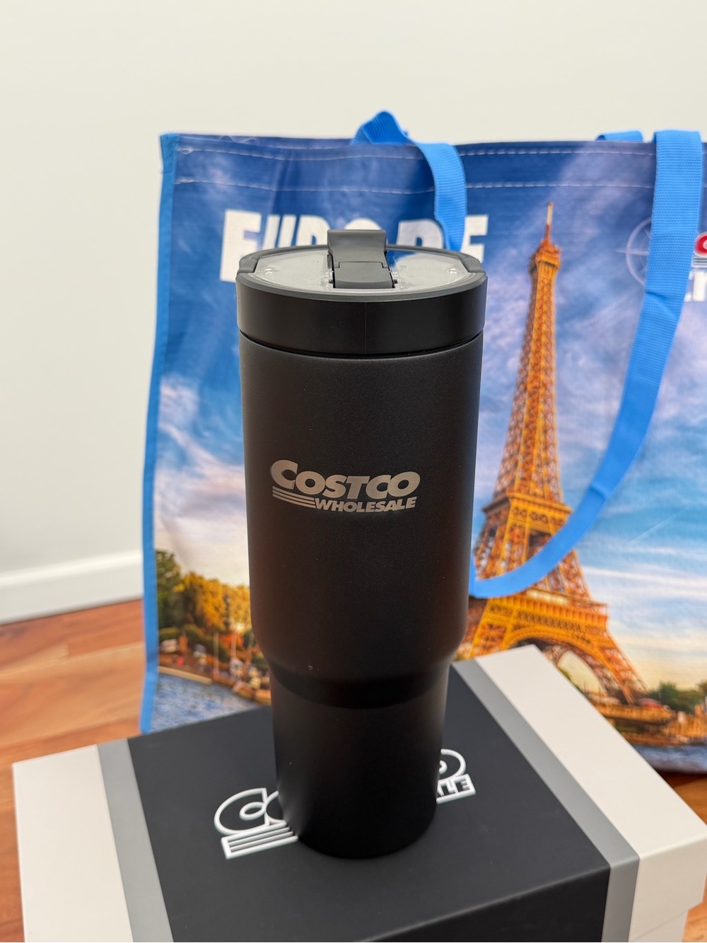 Costco New 32-ounce stainless steel tumbler, two Caps & Reusable Tote Bag - Picture 2 of 3